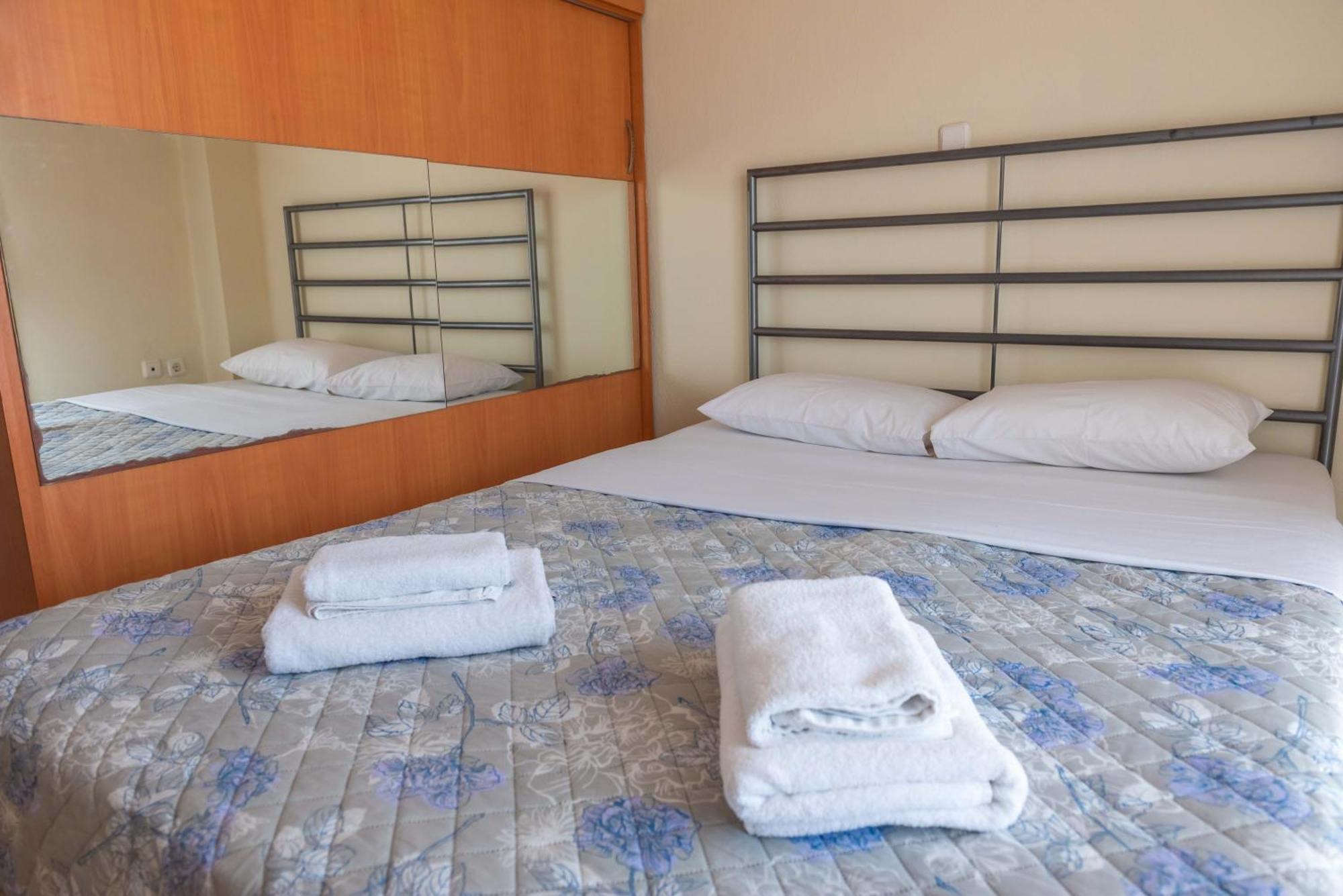 Infinity Stars Sea View Apartman Nea Kallikrateia Kültér fotó